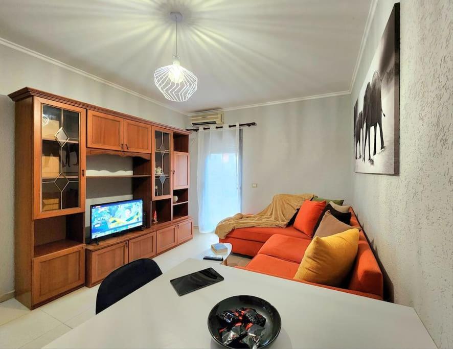 Appartamento One Bd Flat Near Center With 24H Self Check In Tirana Esterno foto